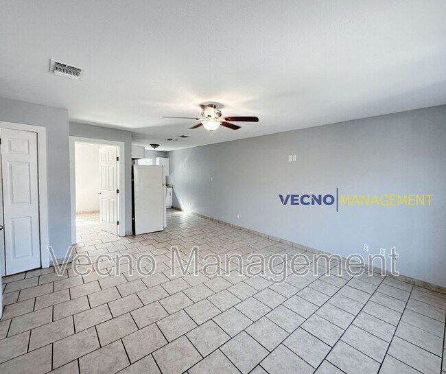 Photo - 302 Cooper St Unit 201