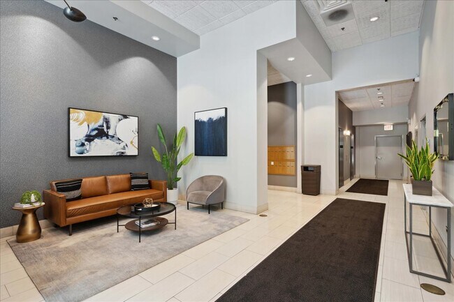 Photo - 400 W Ontario St Unit 608