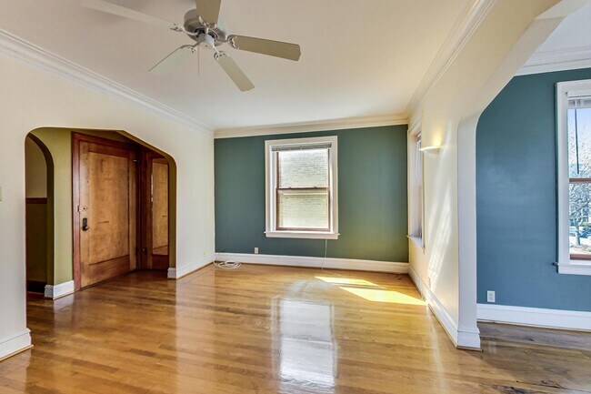 Photo - 4229 N Ashland Ave Unidad 1