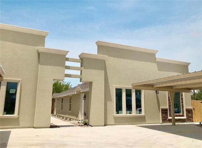Building Photo - 2312 Taxco Ct Unit 1
