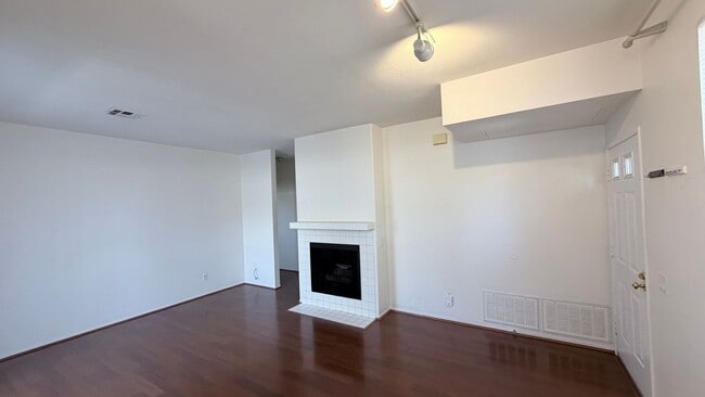 Photo - 10878 Sabre Hill Dr