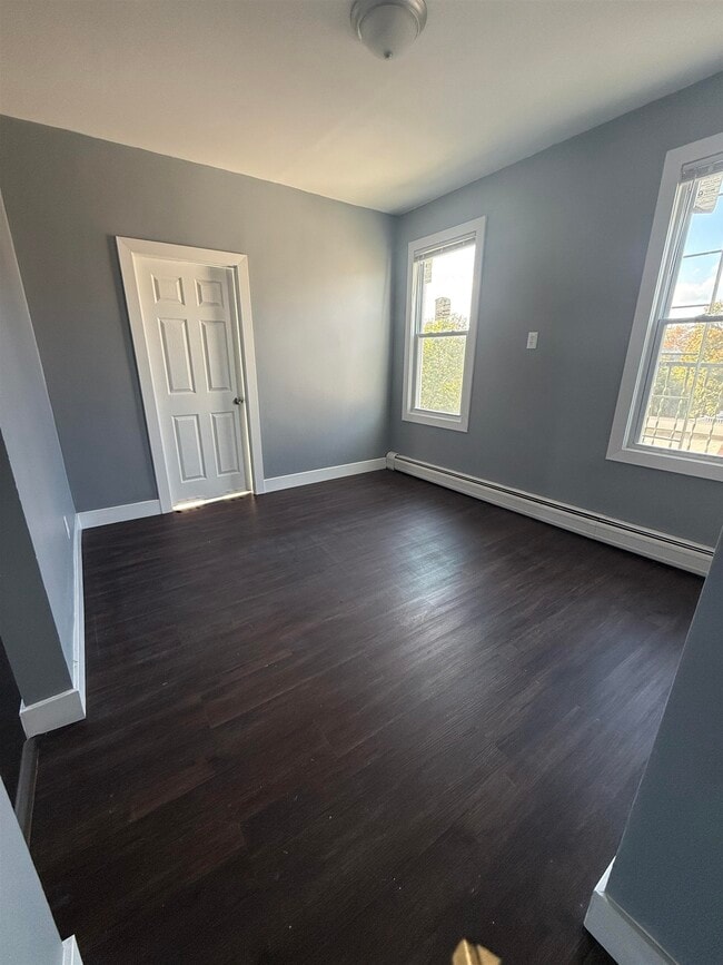 Photo - 205 Duncan Ave