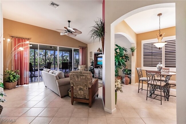 Building Photo - 3011 Meandering Way Unit 202