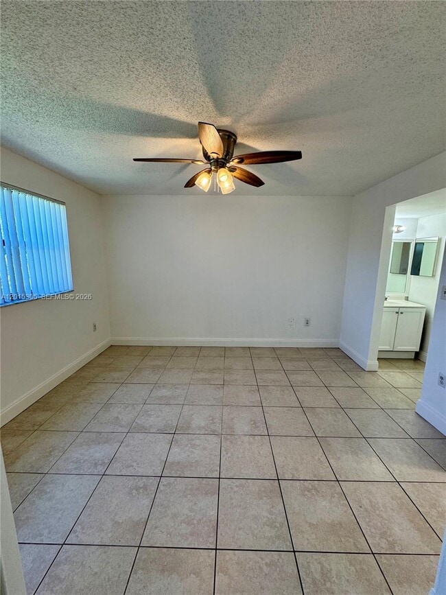 Photo - 9893 Nob Hill Ln Unit 9893