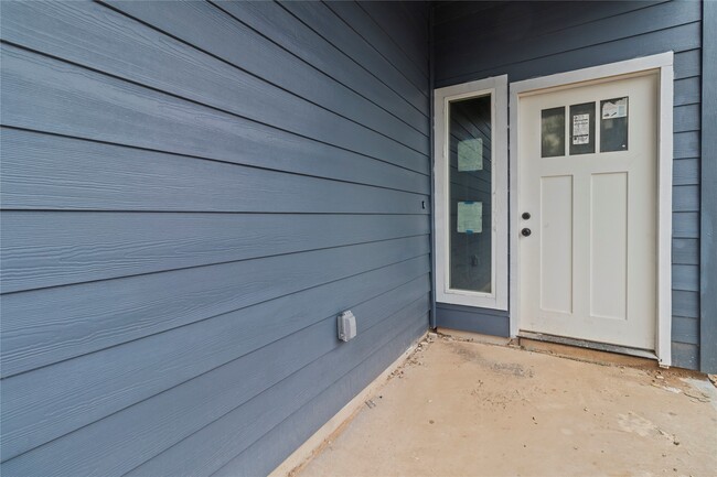 Photo - 8127 Hoffman St