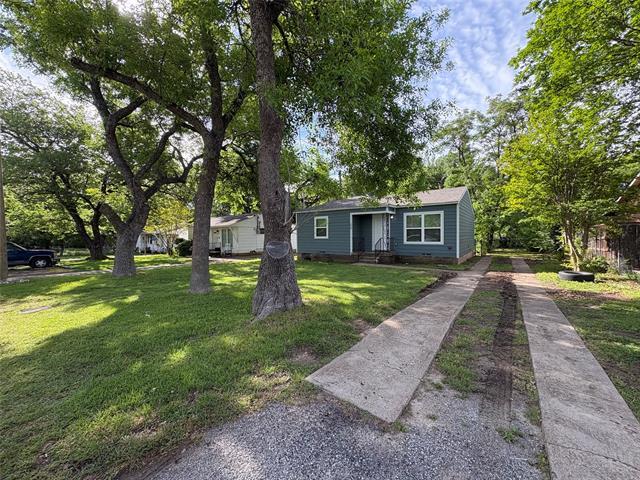 Photo - 206 W Sliger Dr