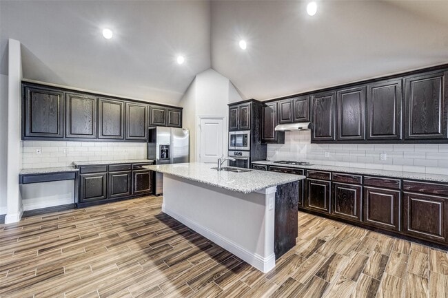 Photo - Immaculate 2-Story Home in the Hills of Windridge – Fort Worth!