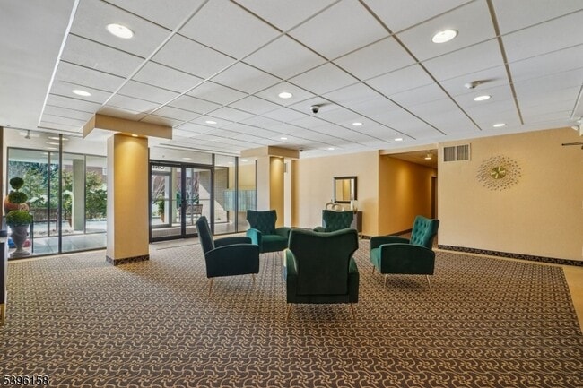 Photo - 1 Euclid Ave Unit 5B