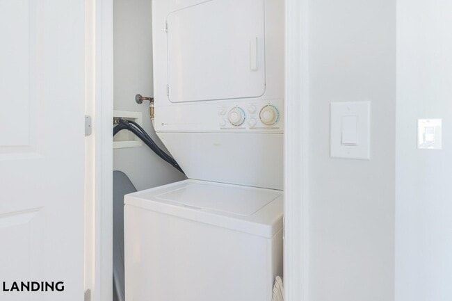 Photo - 100 River Park Dr Unit 120