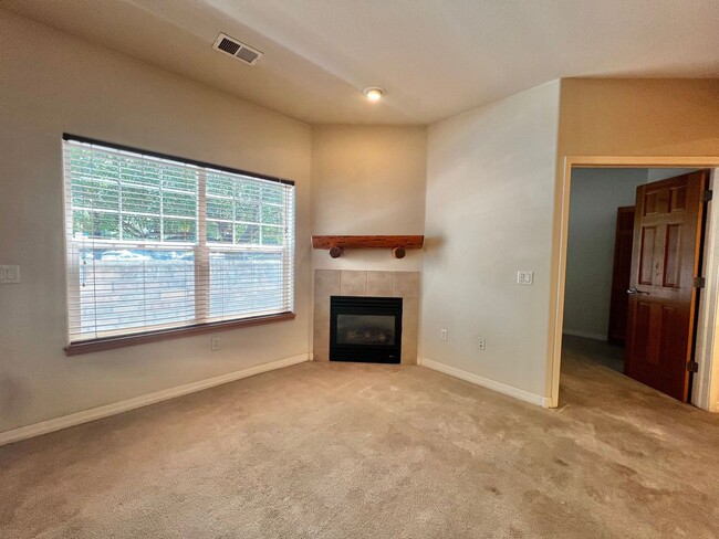 Photo - 5220 Boardwalk Dr