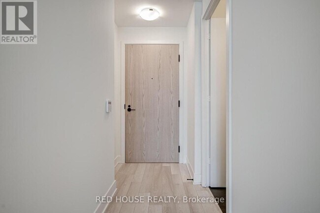 Photo - 50 George Butchart Dr Unité 502