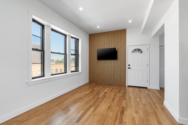 3025 W Irving Park Rd