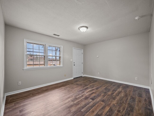 Photo - Welcome to Lakeview Park!