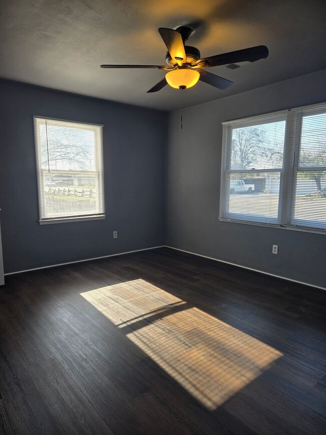 Photo - Cute 2 BR 1 BA