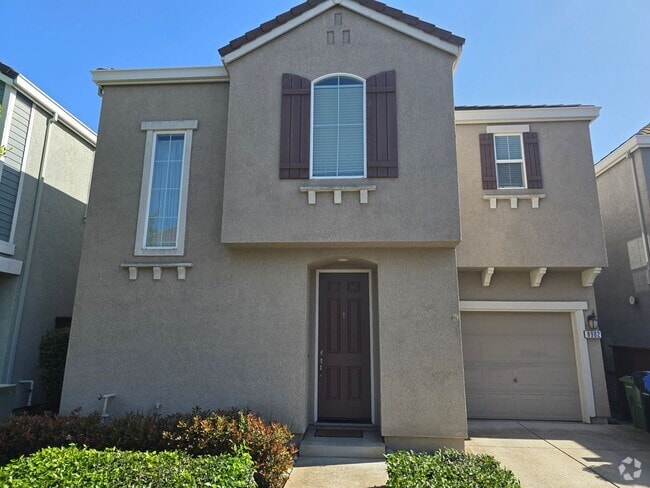 Building Photo - COMING SOON! Beautiful 3 bedroom 2 Bath ho... Rental