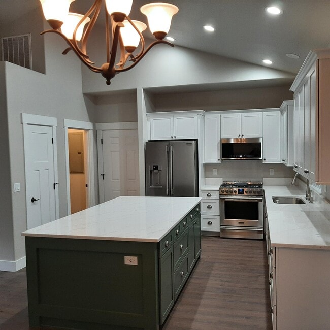 Photo - 1273 SW Tanner Ct