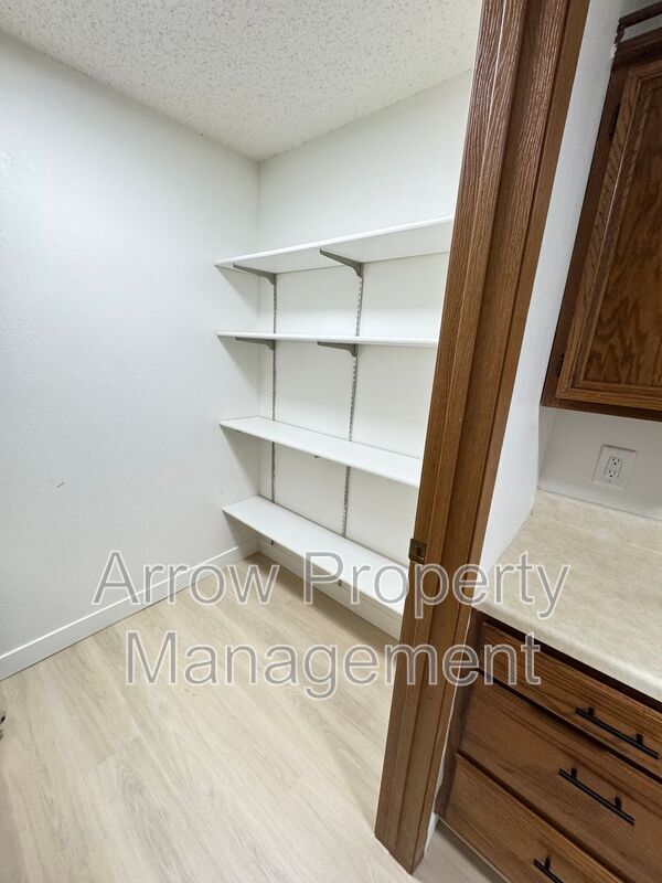 Photo - 205 E Arbor Ave