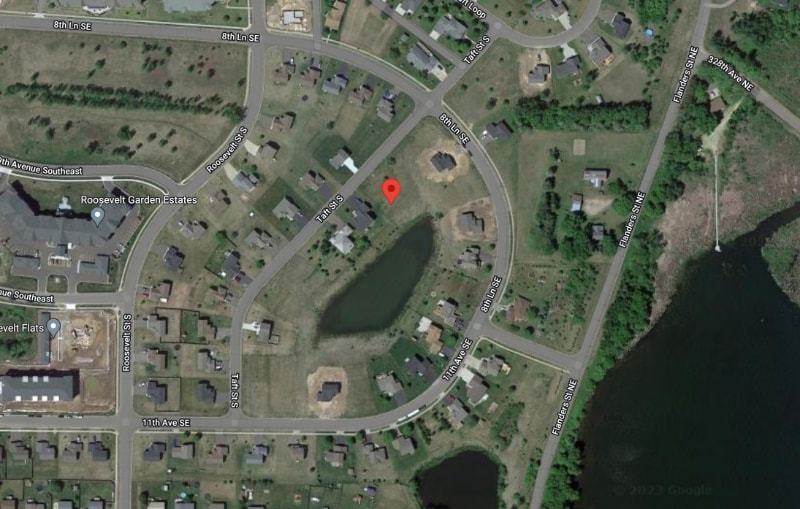 Photo - 906 Taft St S