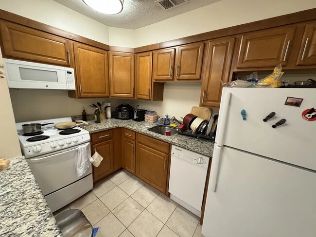 Photo - 62 Parkman St Unit 3