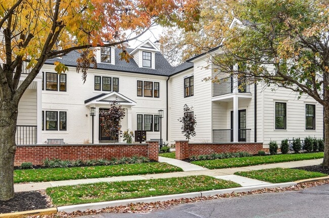 Photo - 20 E Redman Ave