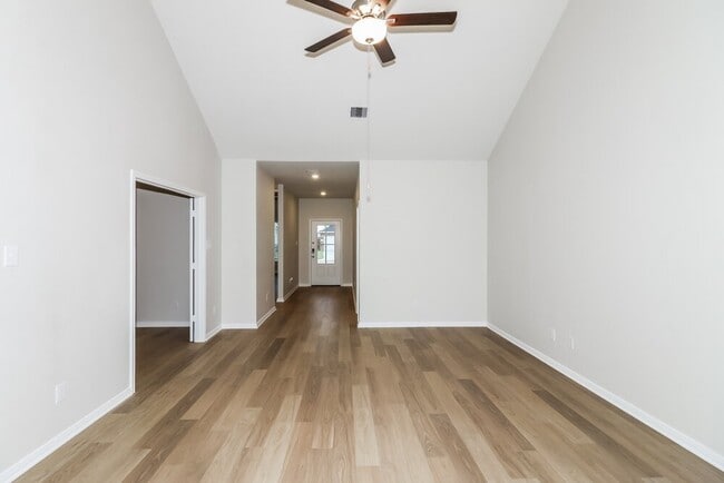 Photo - 416 Mustang Trot Dr