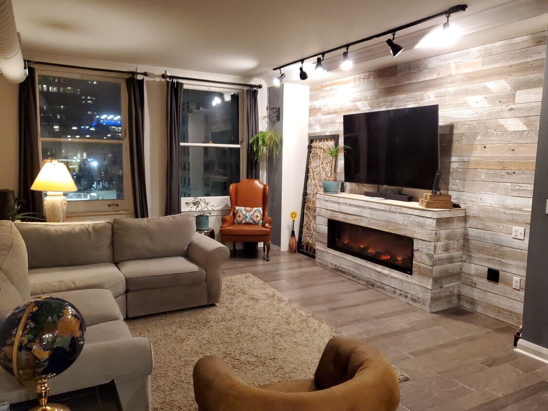 Photo - 306 4th Ave (Pittsburgh, PA)