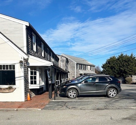 Photo - 450 Main St Unit Upper  1