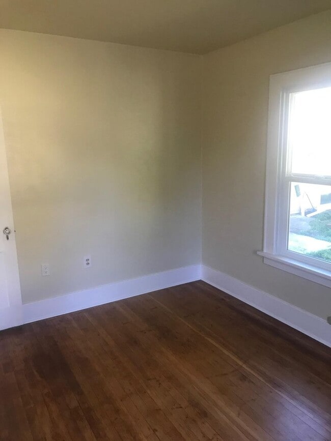 Photo - 2-Bedroom 1-Bathrrom Single Family Home