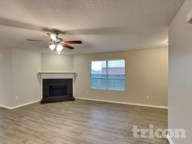 Photo - 172 Washington Way