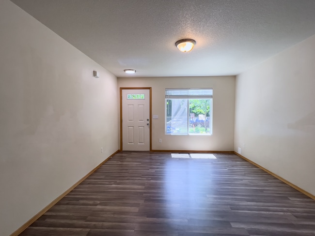 Photo - 10127 SE Ivon Ct