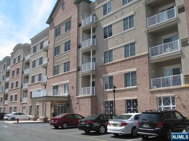 Building Photo - 2411 Windsor Park Ct
