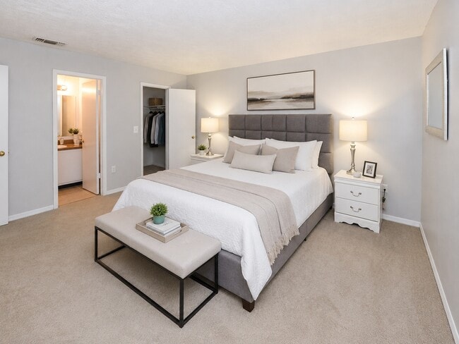 Reserve at Lake Pointe Apartments and Townhomes