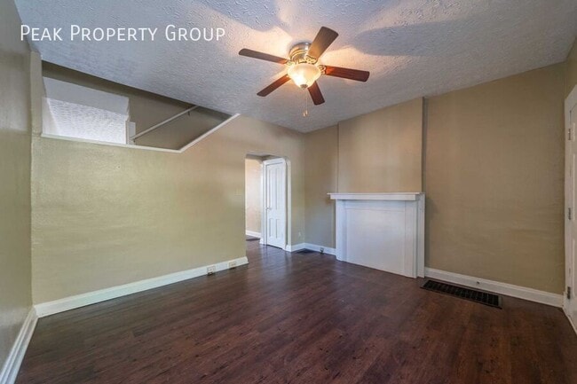 Photo - 424 E Mithoff St
