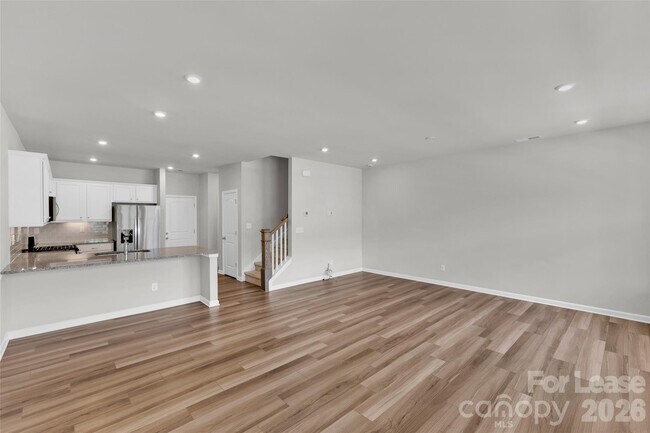 8012 Whitegrove Rd