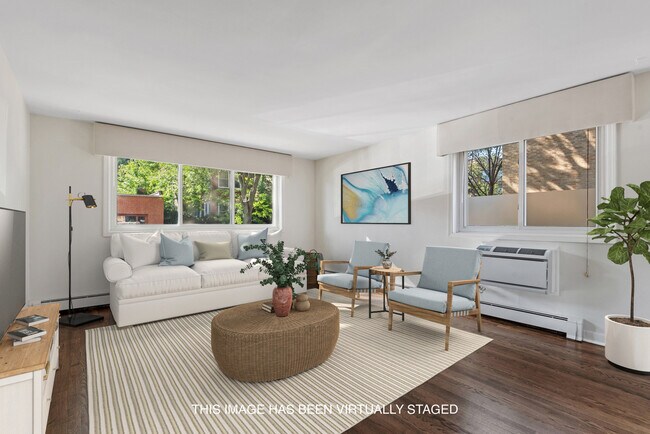 Photo - 1921 Harrison St Unit 1L