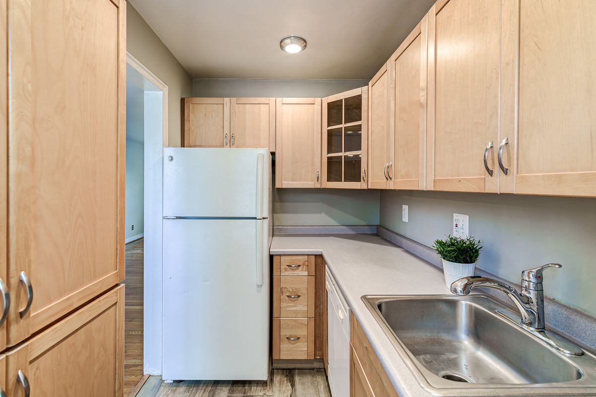 Photo - 109 E Glebe Rd Rental