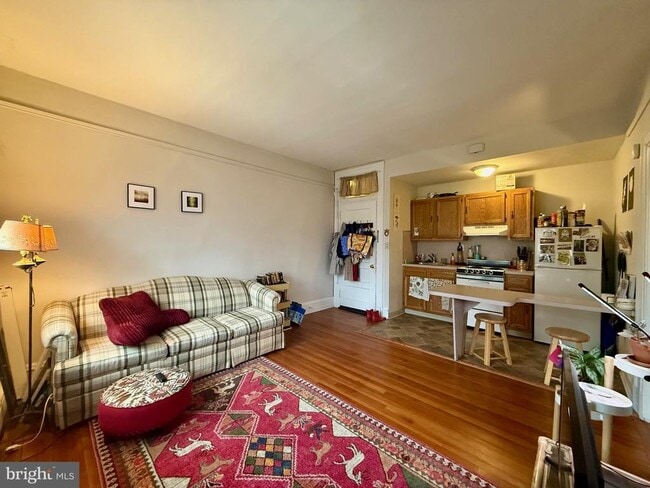 Photo - 1503 N Broom St Unit 2C