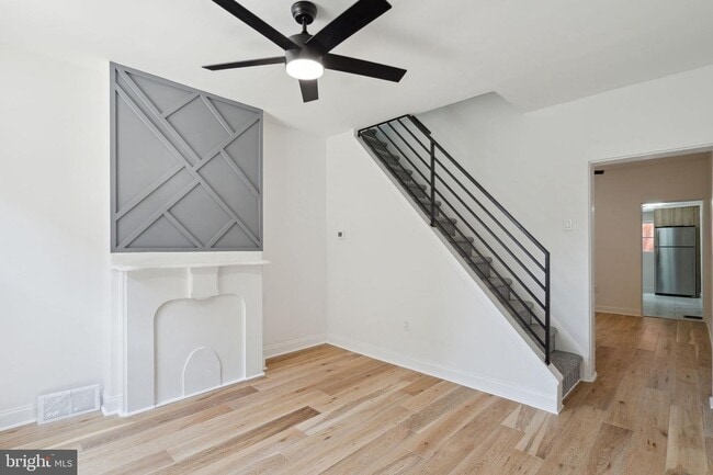 Photo - 7 E Oxford St