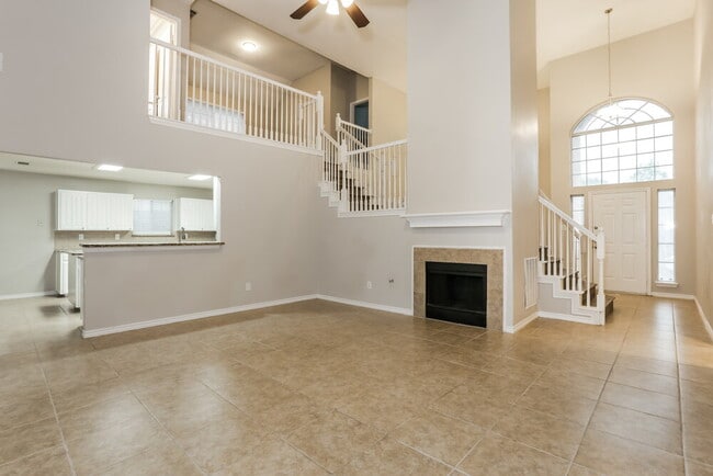 Photo - 113 Dennis Dr