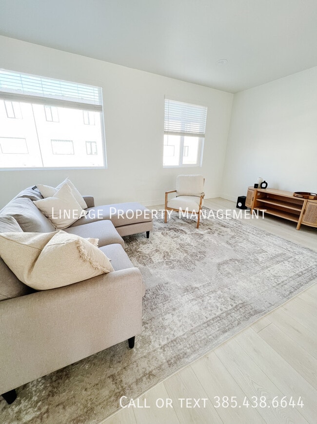 Photo - 543 S 1040 W