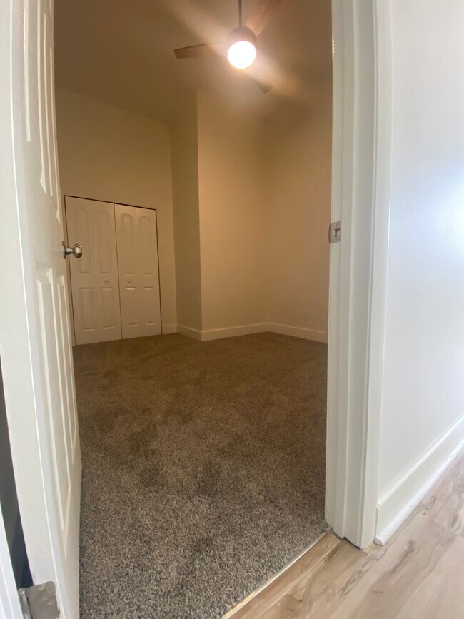 10 E Wilson, Apartments For Rent in Batavia, IL