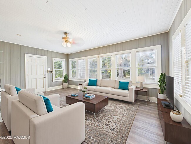 Photo - 408 Harding St