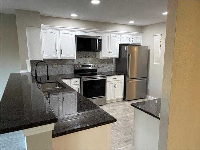 Photo - 14555 Wunderlich Dr Unit 3305