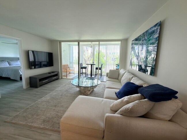 Photo - 4242 Deste Ct Unidad 208