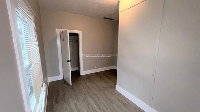 Photo - 624 Dresden Ave