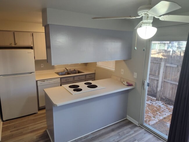Photo - 3 Bed / 2.5 Bath Townhome in Longmont – $1,795/month