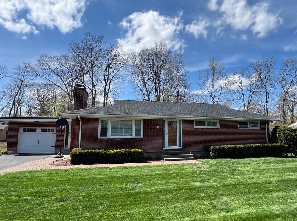 Photo - 25 Lexton Dr (Farmington, CT)