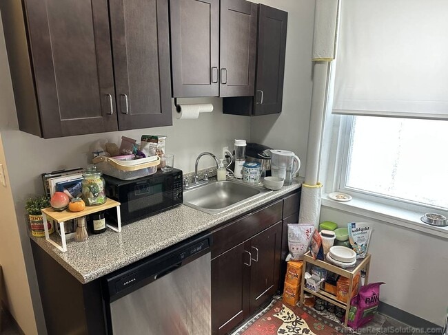 Photo - 153 Kelton St Unit 3