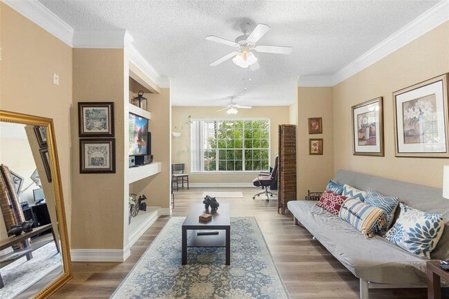 Photo - 13016 Plantation Park Cir Unidad 1124