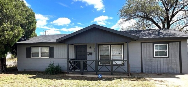 Photo - $0 First Month's Rent / $0 Deposit at Move-in